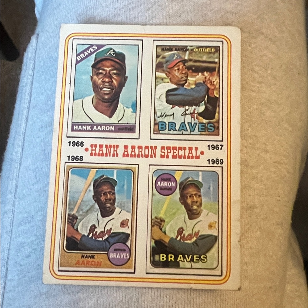 Hank Aaron Special Baseball Card Set